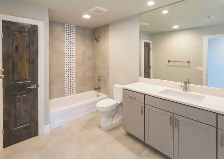 Shower and Bathtub Installation Services Brownsville